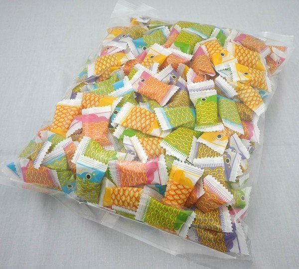 画像4: 【端午の節句】鯉のぼりキャンディー 業務用800gパック (4)